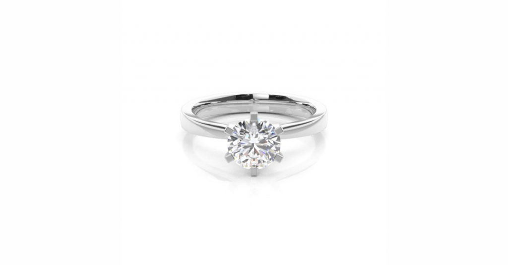 Prong setting oval ring